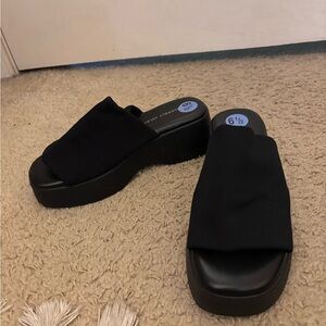 Black Platform Slide Sandals